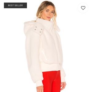 alo yoga foxy sherpa jacket xs